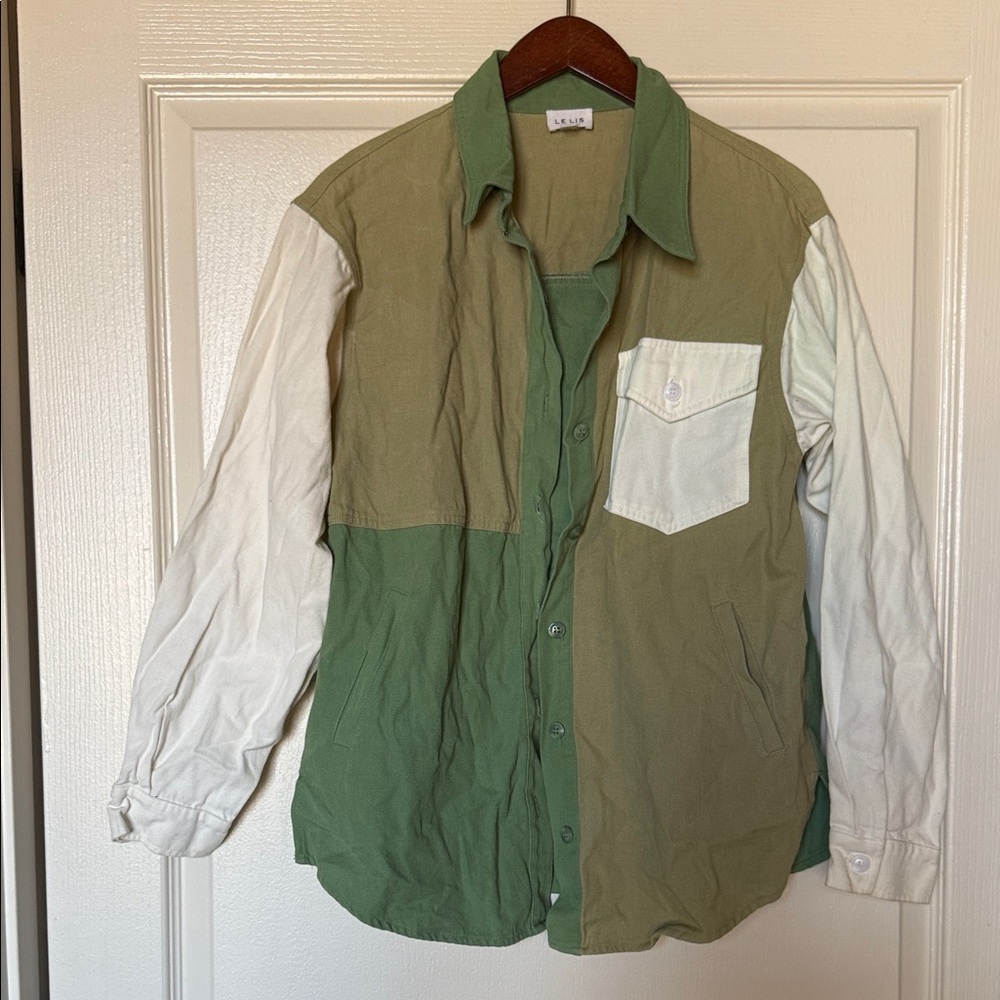 Le Lis Green and Cream Button-Up Shirt